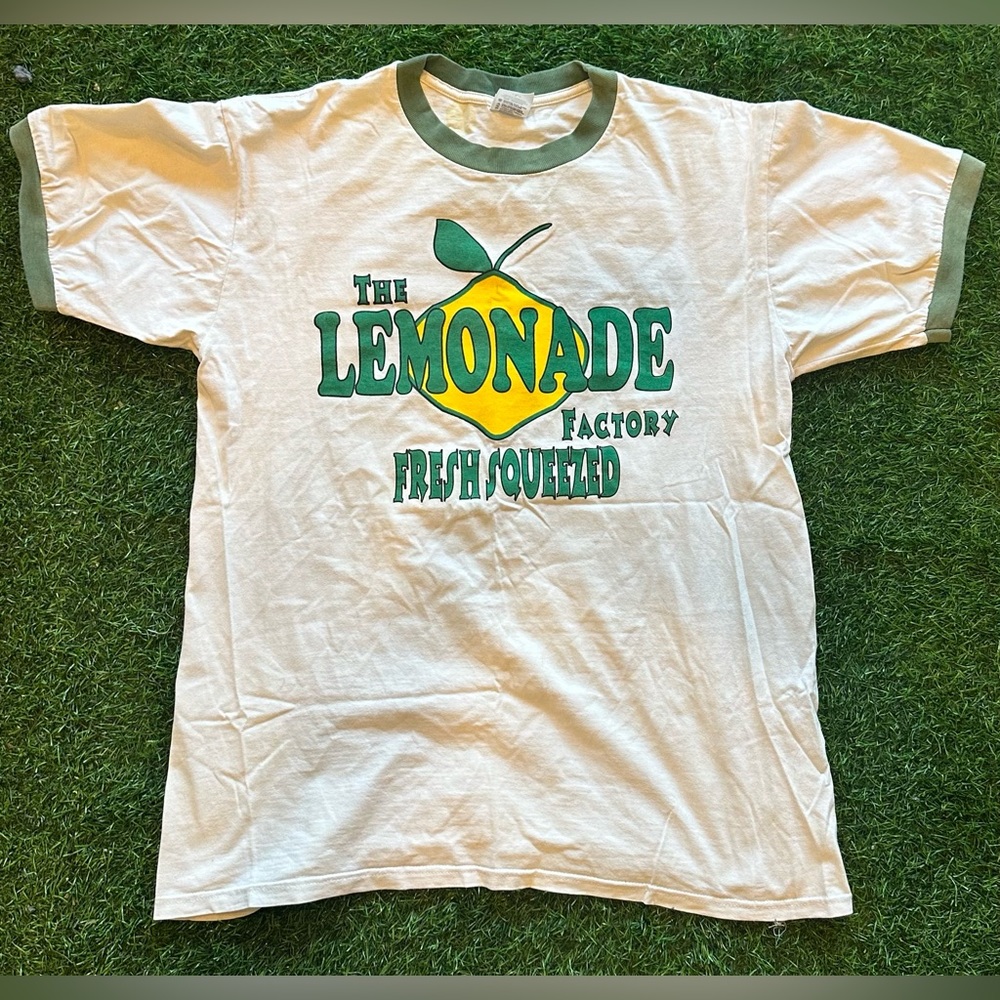 VINTAGE! Lemonade Factory Lining Tee